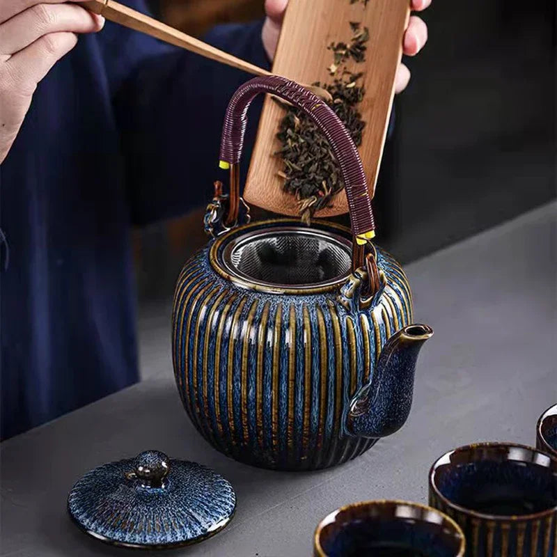 Ceramic Teapot with Filter