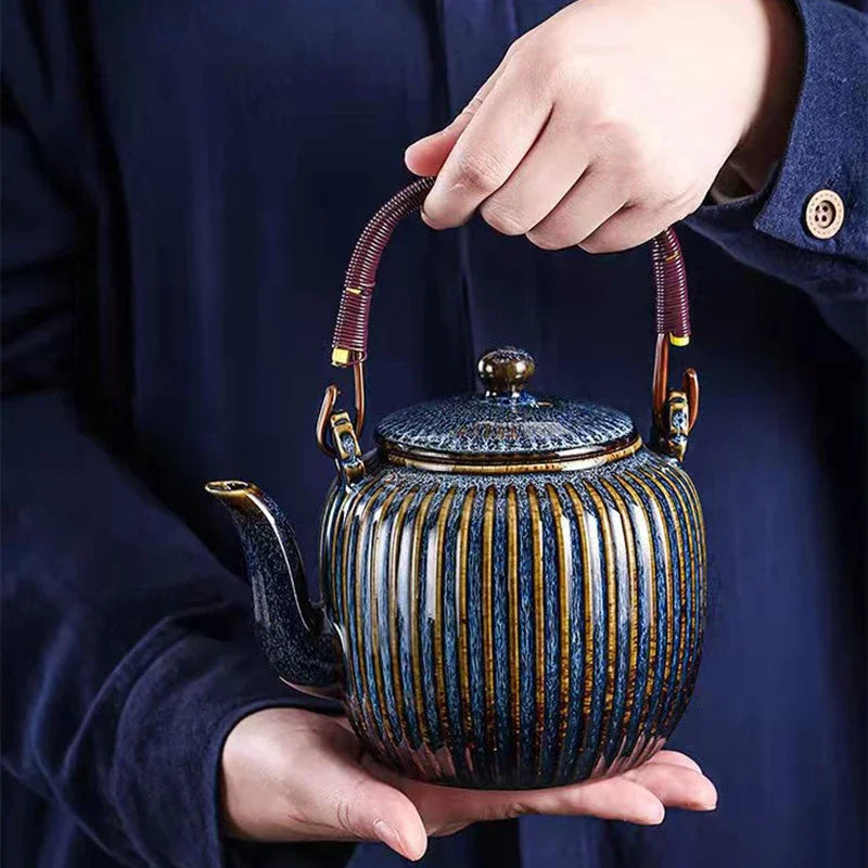 Ceramic Teapot with Filter