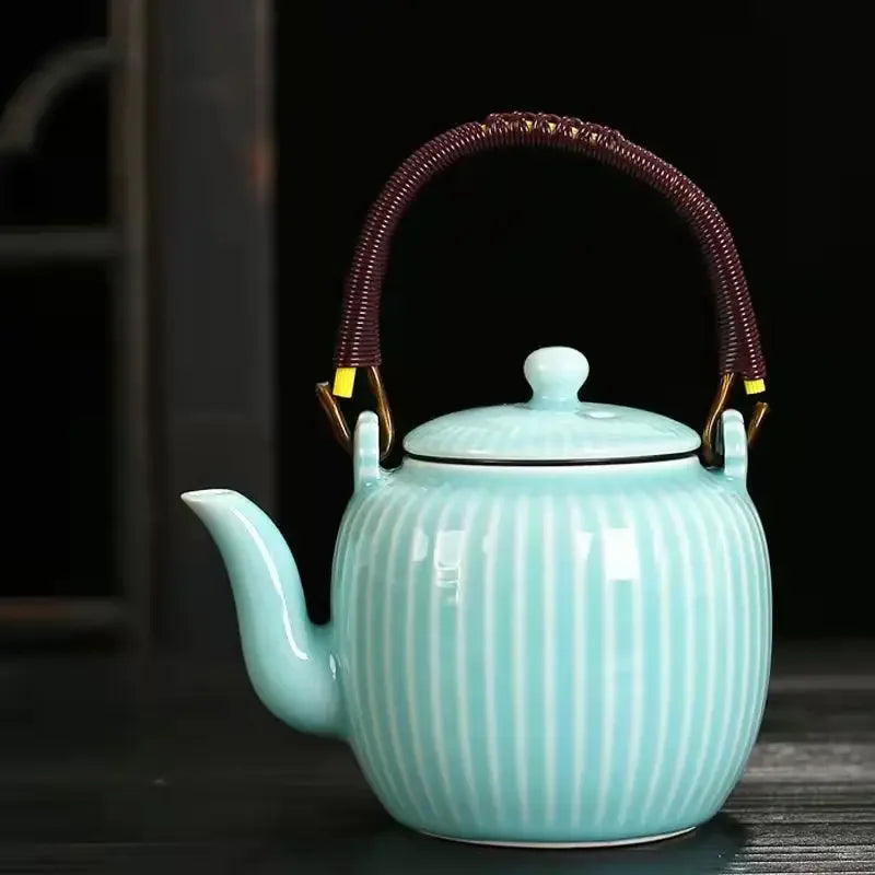 Ceramic Teapot with Filter