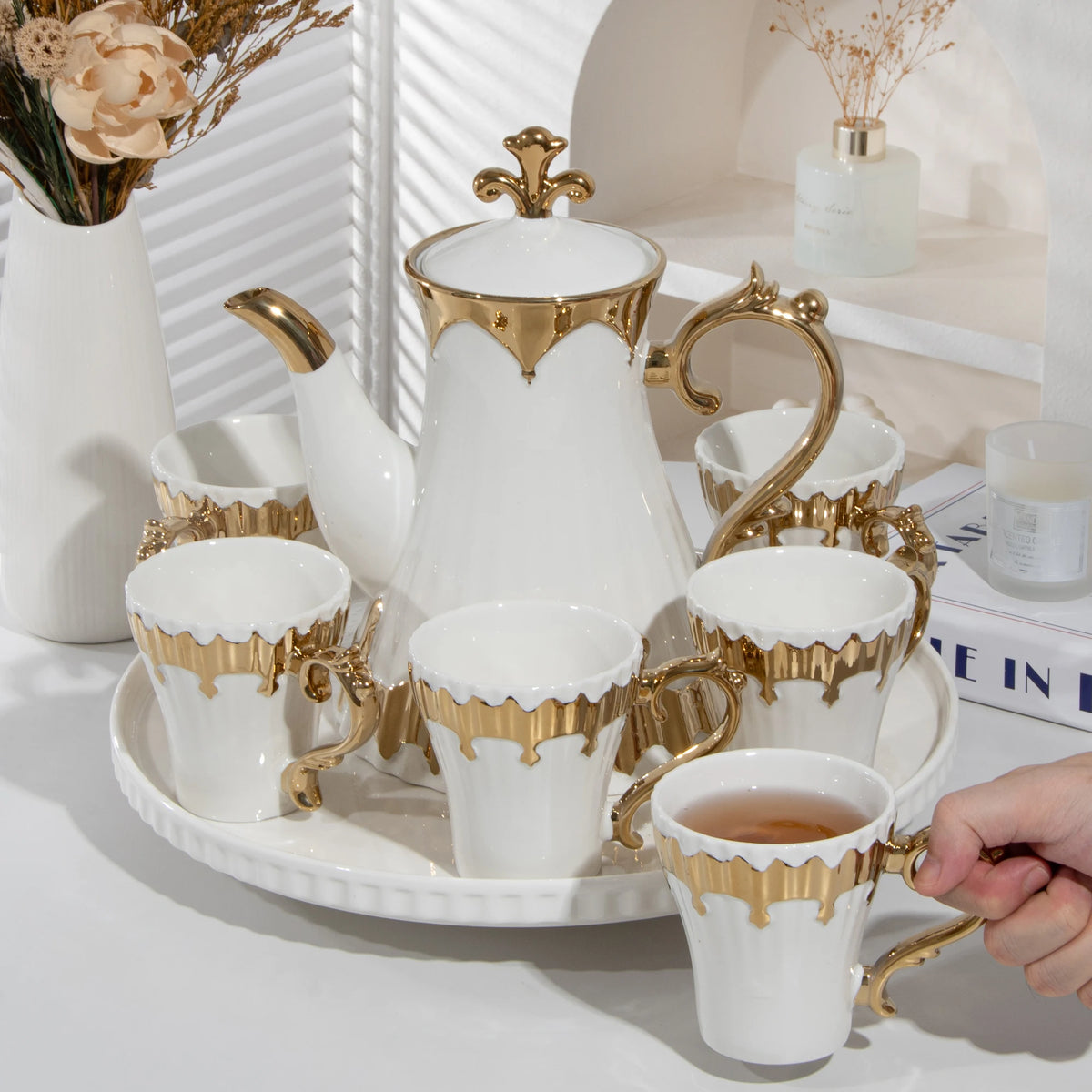 Luxury White Porcelain Tea Set